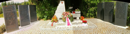 Commemoration ceremony at the site of the former Redl-Zipf Satellite Camp © MKÖ / B. Dressler